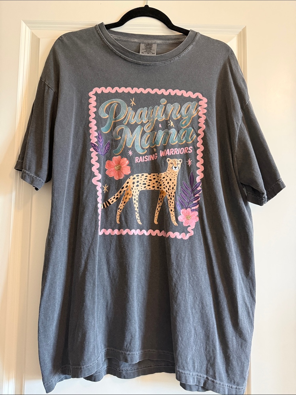 Comfort Colors Praying Mama Tee - Gray with Pink Accents